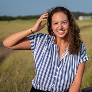 Meet your Posher, Ariana